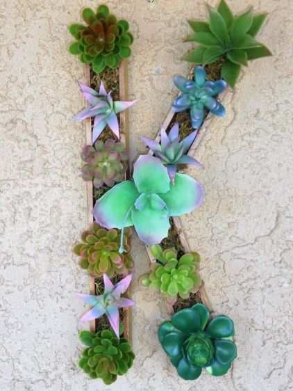 succulent-monogram-crafts-flowers-gardening-3